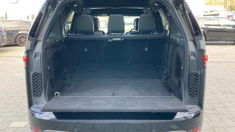 Land Rover Discovery 3.0 D350 Dynamic HSE 5dr Auto Diesel Station Wagon